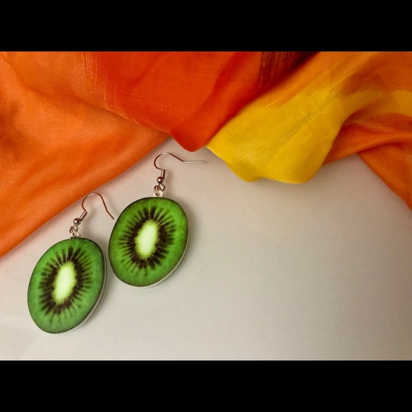 Pinup Couture Jewelry - NWT! Pinup/Retro Vibes! Kickin’ Kiwi 🥝 Earrings!